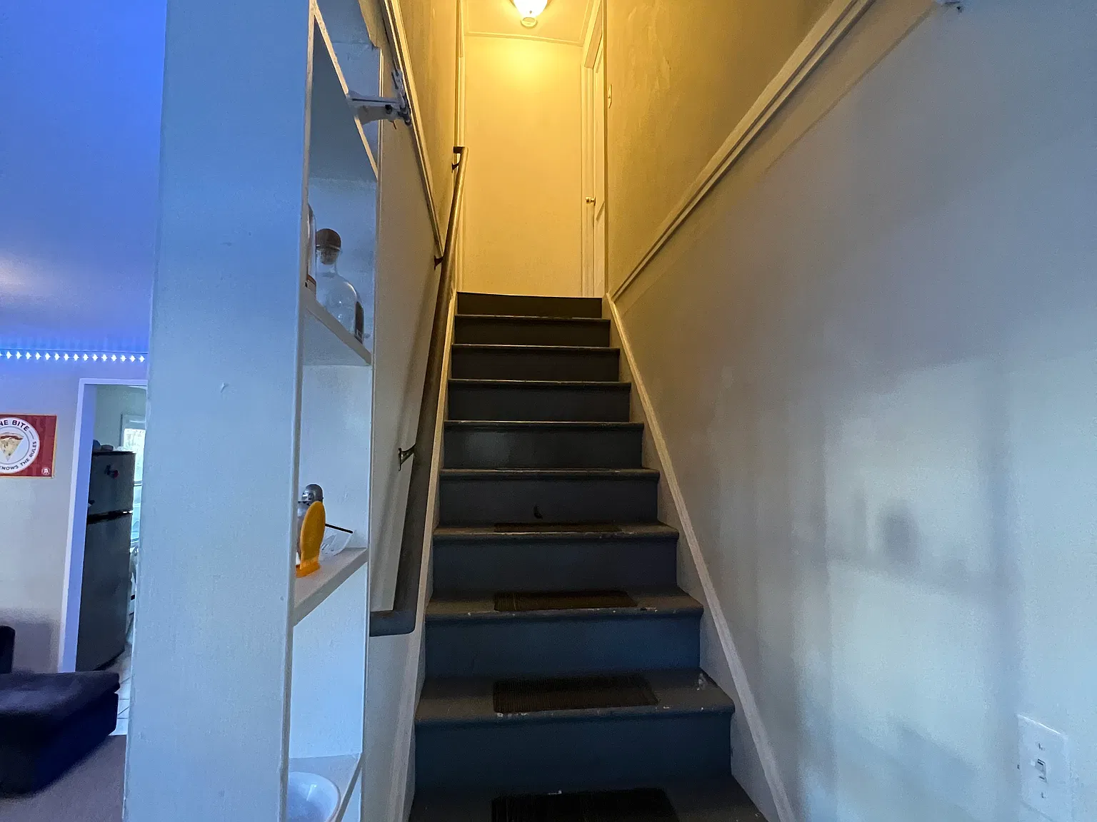 4 bed, 1058 sqft, $2,520 — Photo 2
