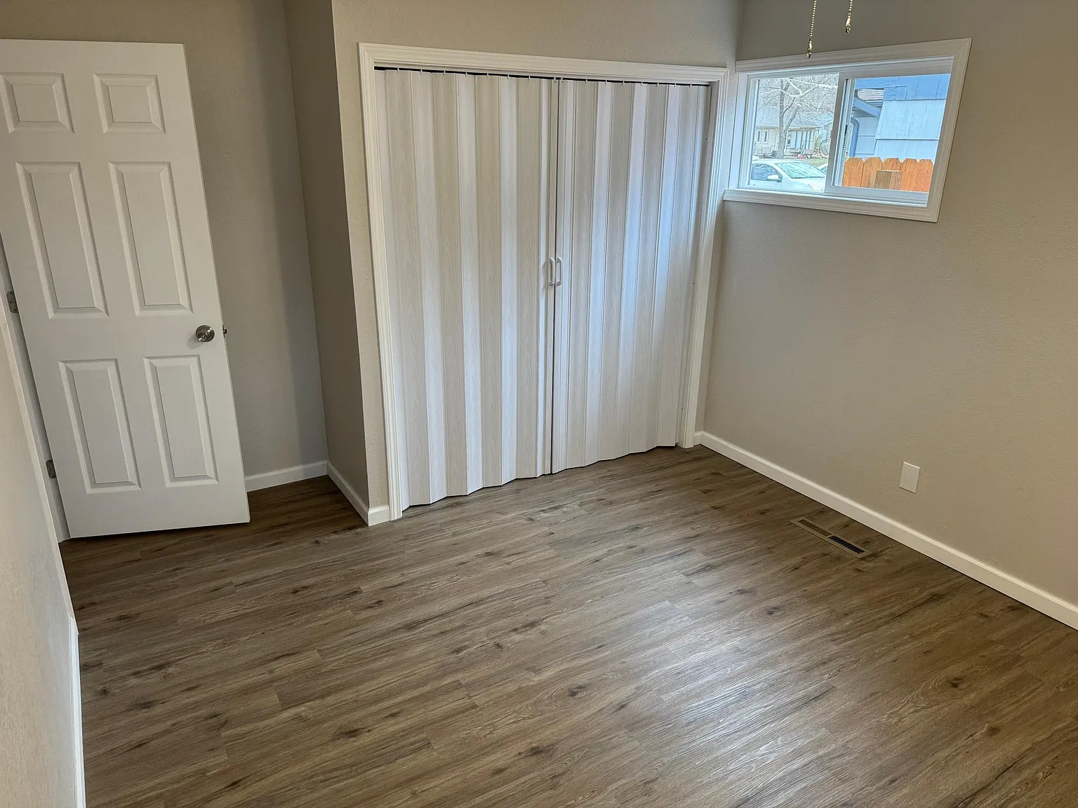 4 bed, 1332 sqft, $1,650 — Photo 3