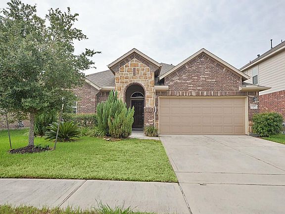2nd image of 21506 Kings Bend Dr