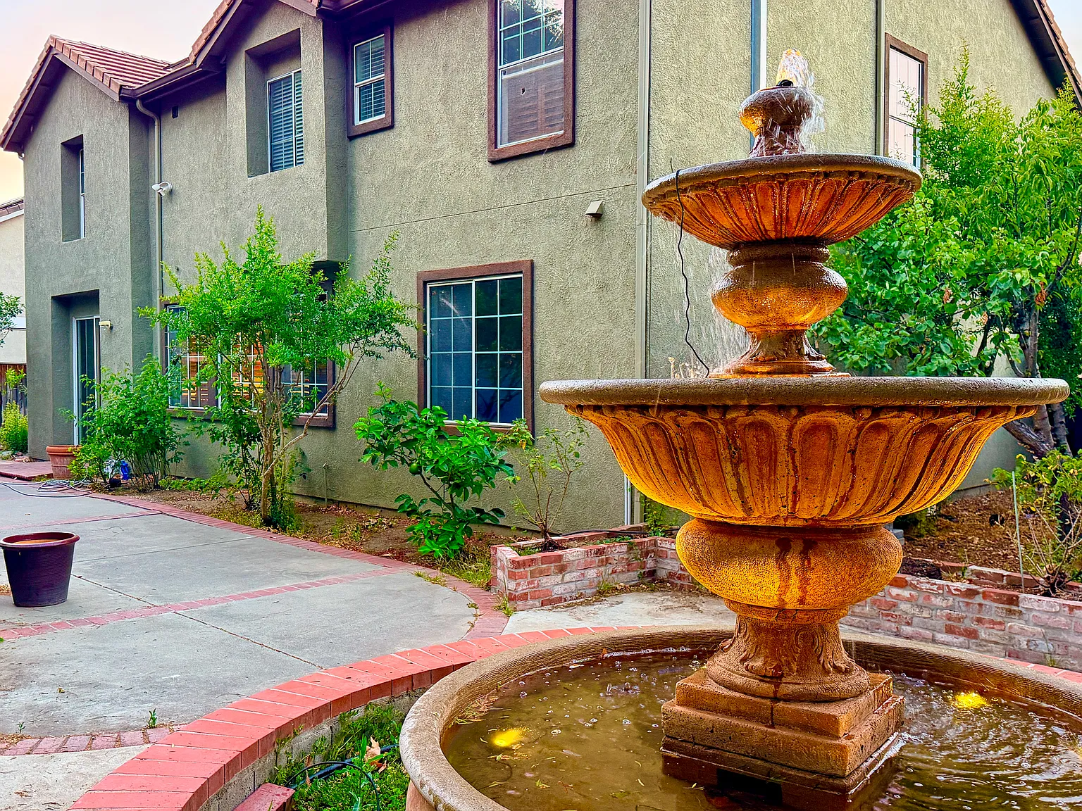 Green Meadow Ct, Fairfield — Photo 1