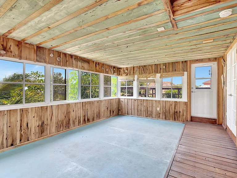 217 Marina Dr — Photo 23