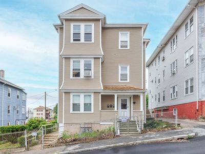 11 Shamrock St, Worcester, MA, 01605
