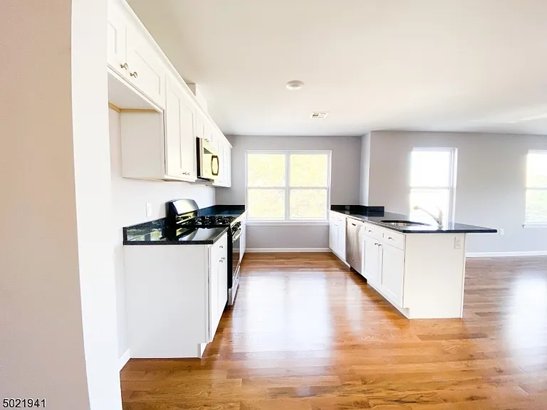 70 N 6th St #2 — Photo 8