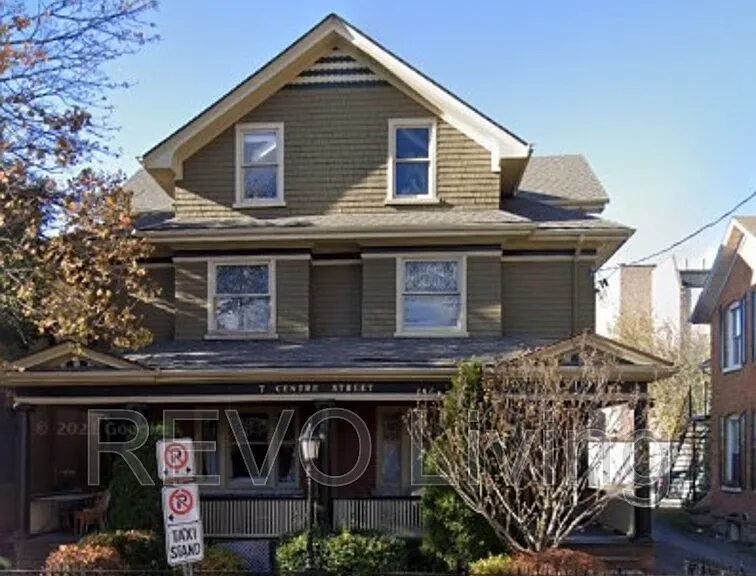 7 Centre St #ST6 — Photo 4
