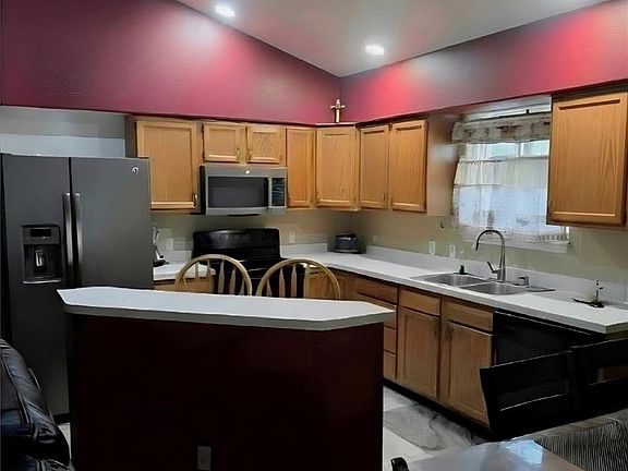 5th image of 14574 Andrews Drive