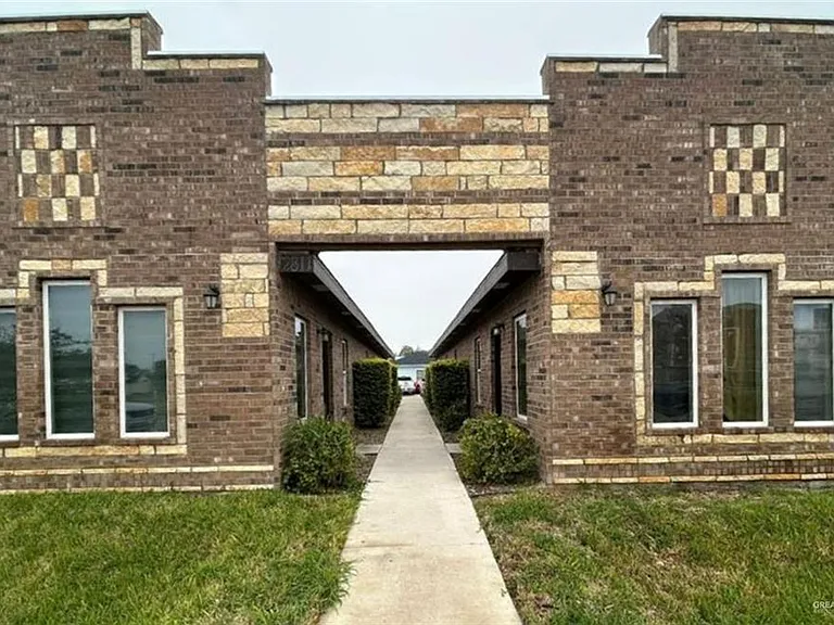 2811 Primrose Ave #C — Photo 1