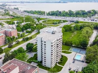 Lakewinds, Burlington, ON L7S 1Z5