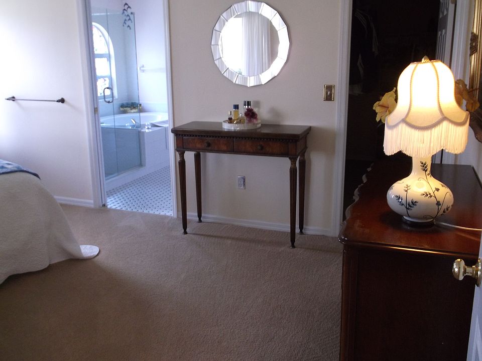 1st image of 7589 Cameron Cir