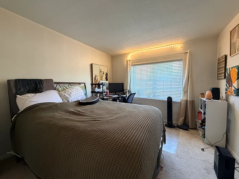 185 Lake Shore Rd #1 — Photo 7