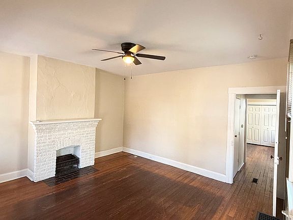 4th image of 1114 Main St