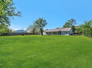 7506 Bluebonnet St, Pearland, TX 77584