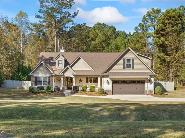 153 Marina Cir, Jackson, GA 30233