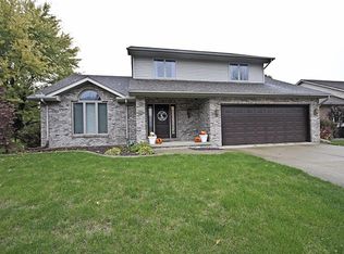 1370 Manor Dr, Decatur, IL 62526