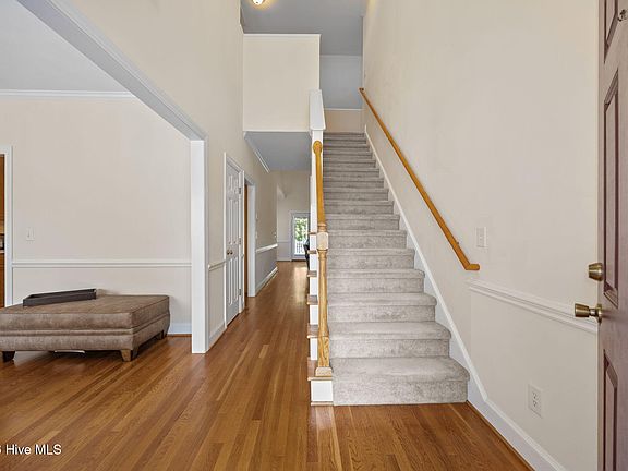 5th image of 3609 Montery Drive