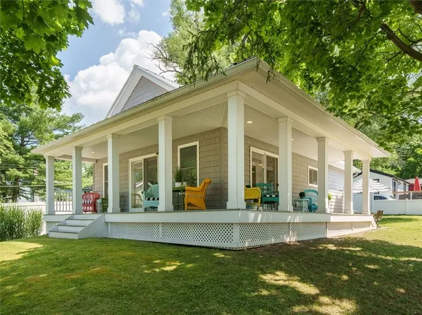 8496 Hobart St, Honeoye, NY 14471