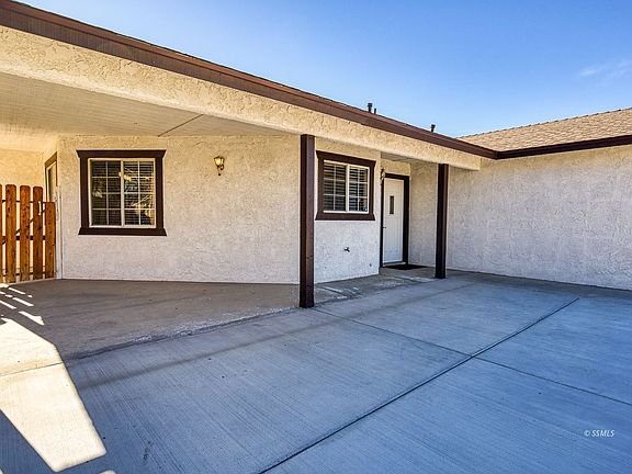 3rd image of 733 Ginger Ave