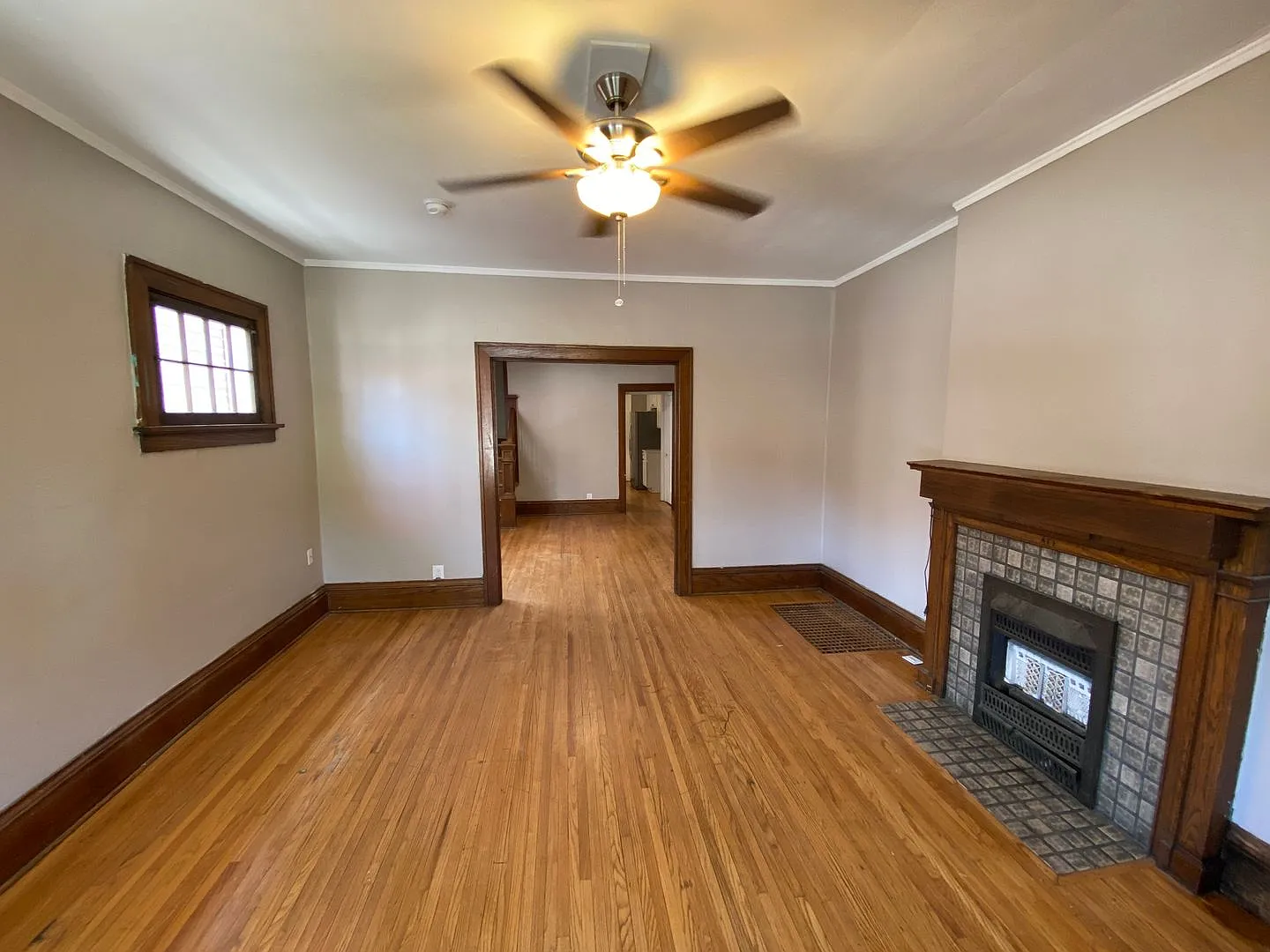 Neil Ave 2211-2213 MLR — Photo 3
