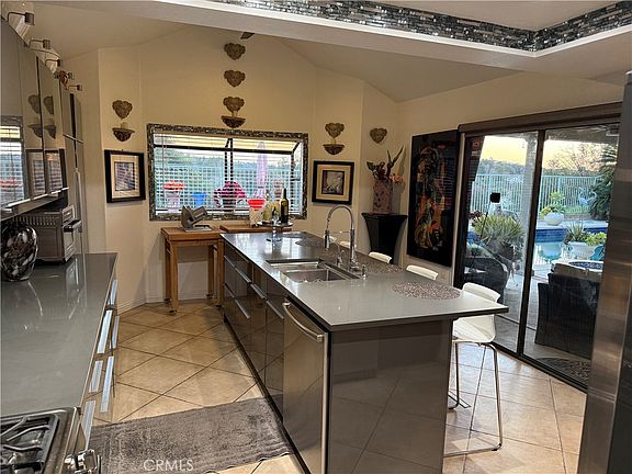 4th image of 22924 Rio Lobos Rd