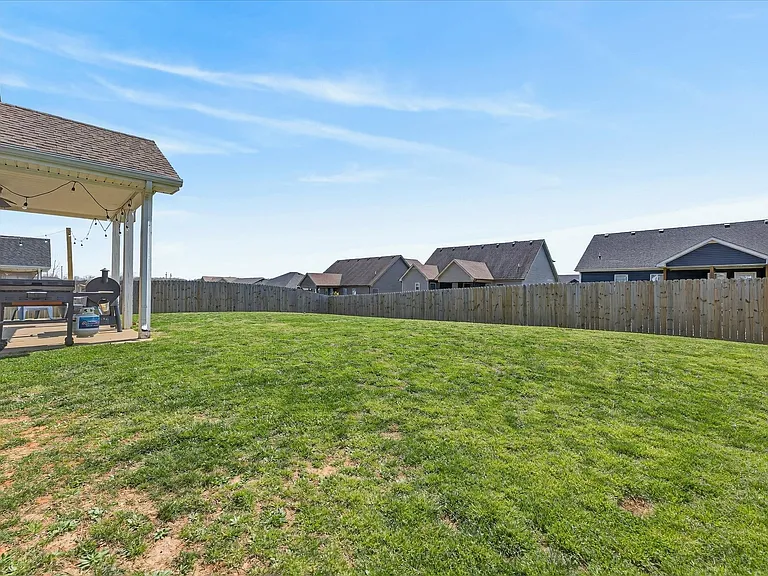 1044 Charles Thomas Dr — Photo 37