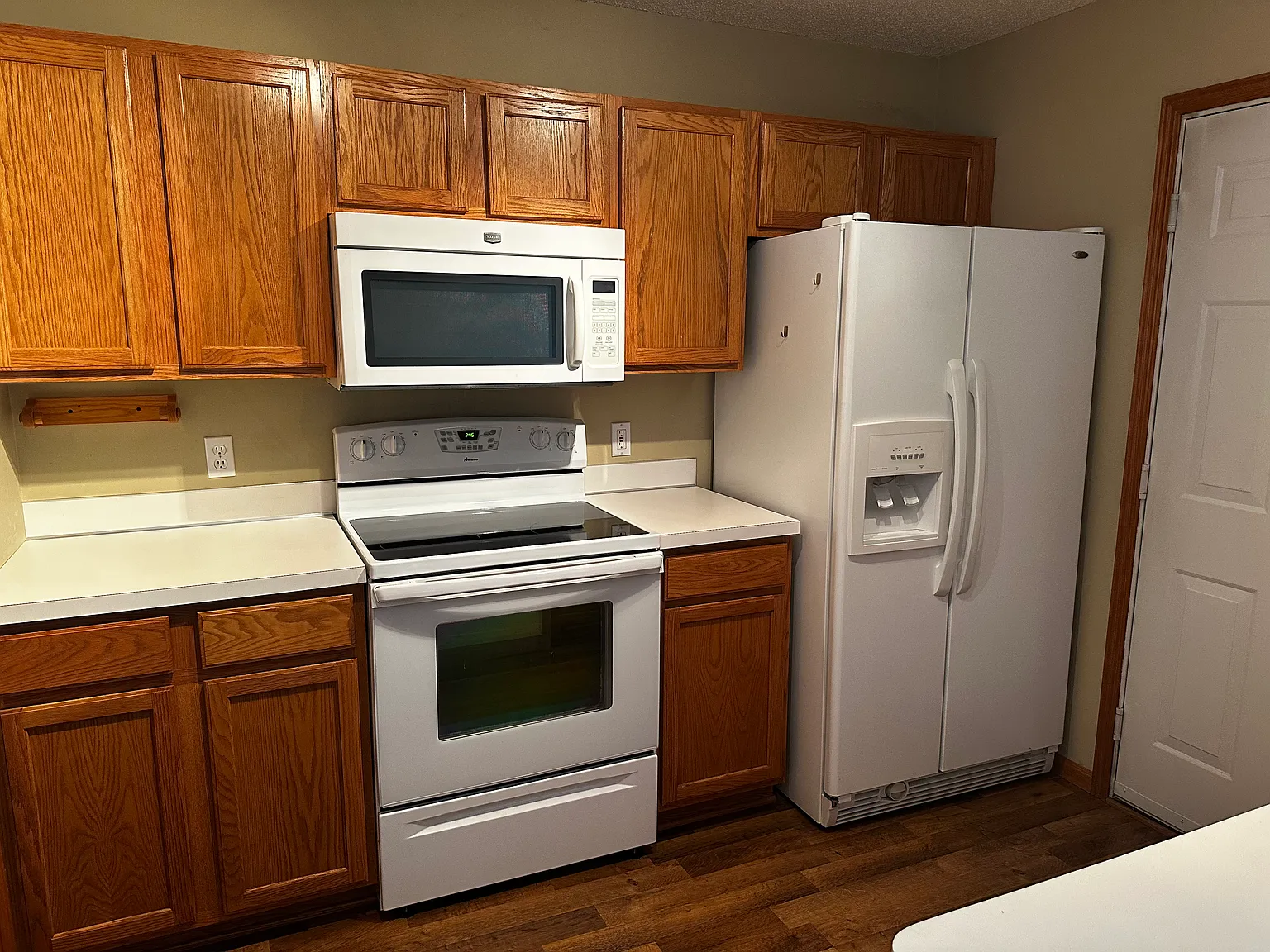 2 bed, 1100 sqft, $1,850 — Photo 4