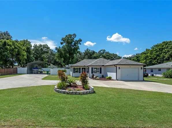 210 Willard Ave, Fruitland Park, FL 34731
