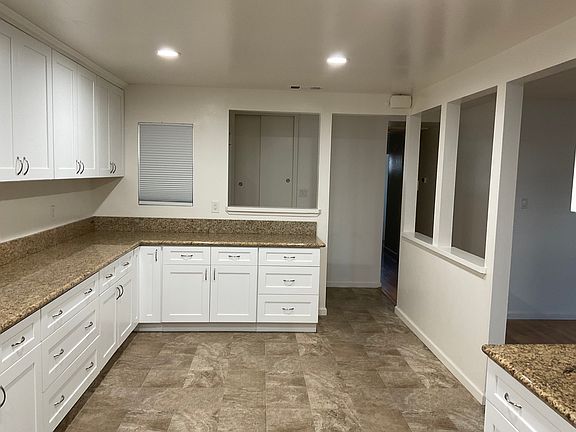 3rd image of 1642 Alison Ave #1