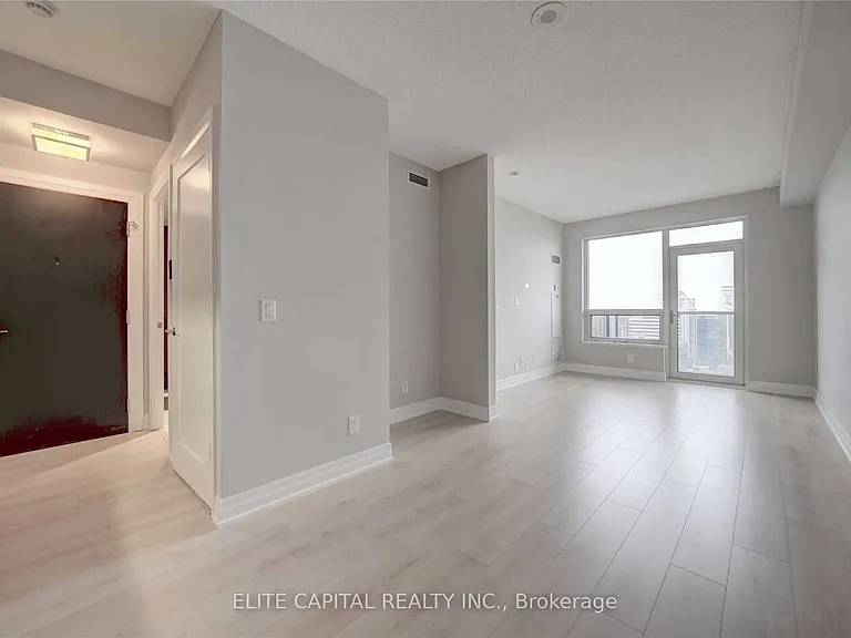 5 Sheppard Ave E #2721 — Photo 5