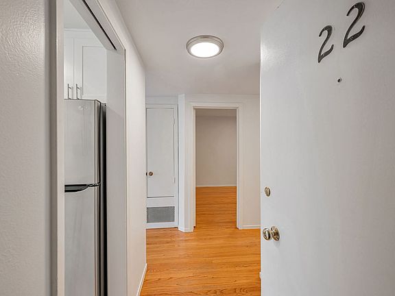 3rd image of 1960 California St APT 22