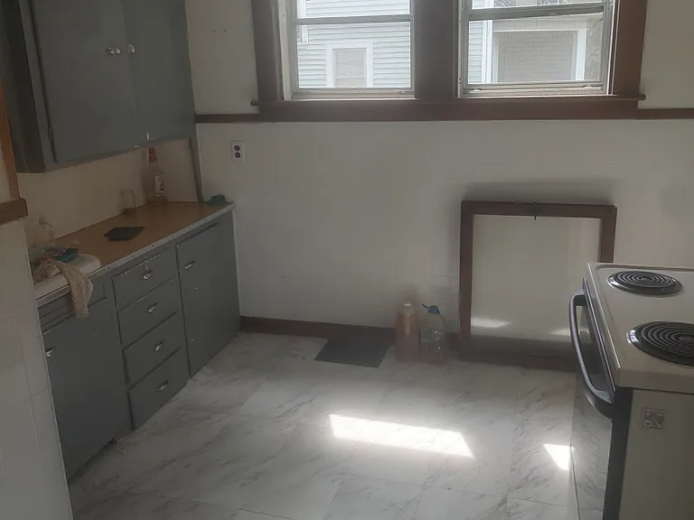 640 Baldwin St — Photo 4