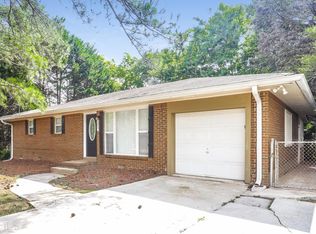 303 Mercer Dr, Jonesboro, GA 30236