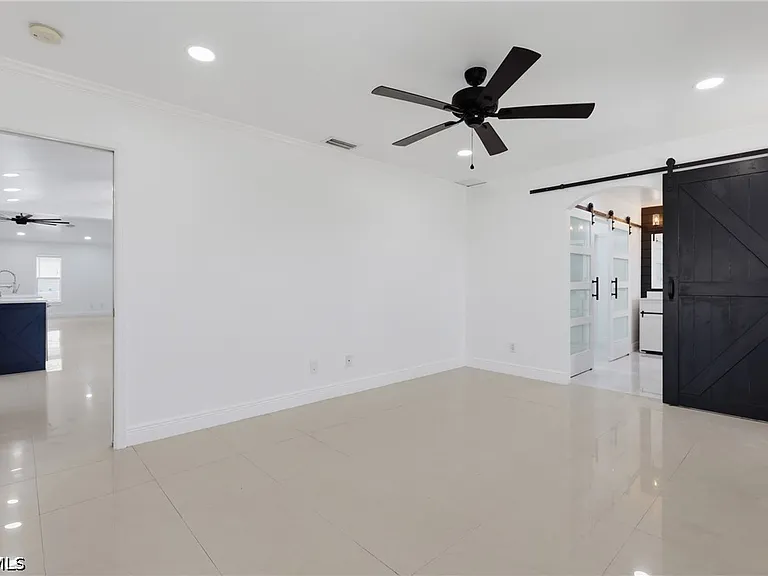 3016 SW 6th Pl — Photo 15
