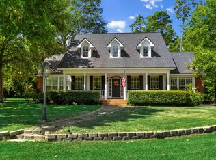 403 Westbrook St, Pinehurst, TX 77362