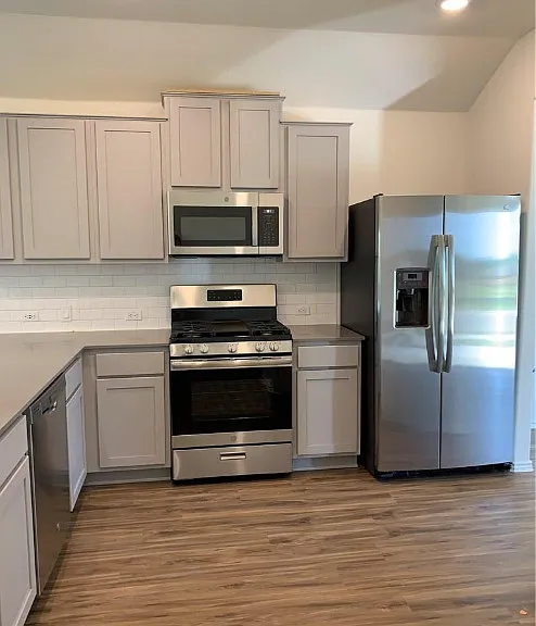 3488 Pauling Loop — Photo 2