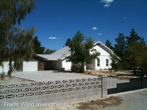 2520 Apricot Ln, Las Vegas, NV 89108