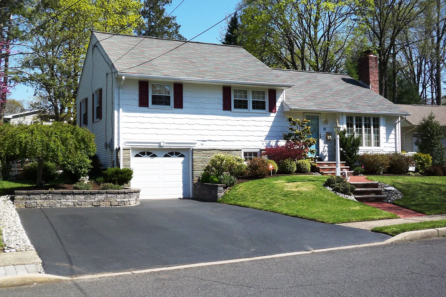 97 Mason Dr photo 1