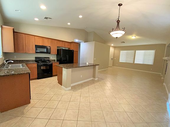 4th image of 3545 Faded Moon Ct