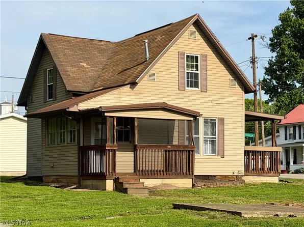 66 Federal St, Little Hocking, OH 45742