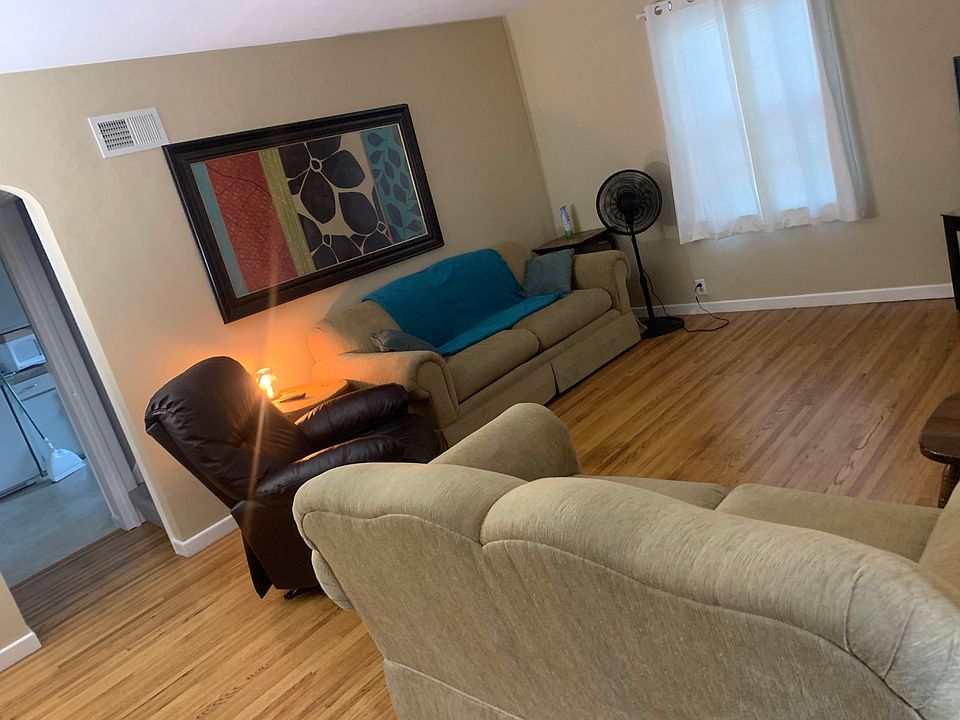 1st image of 313 Jefferson Ave