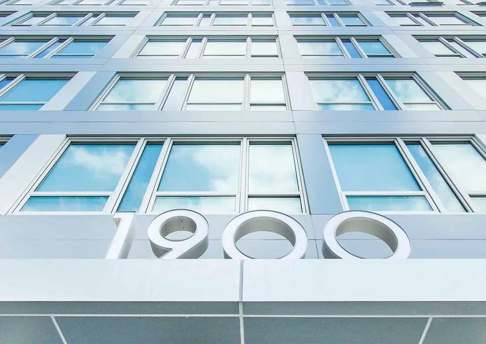 1900 Arch