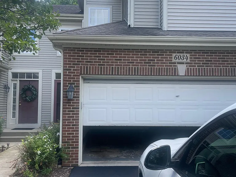 6034 Canterbury Ln #6034 — Photo 2