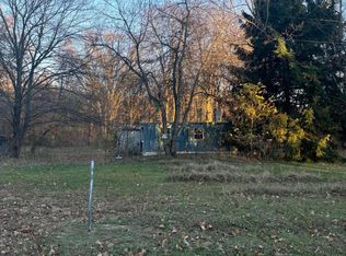 39101 70th St, Covert, MI 49043