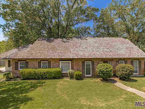 2nd image of 3024 Saratoga Dr