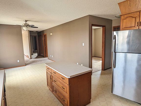 5th image of 4242 48th St