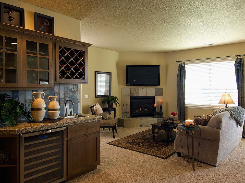 1st image of 2455 Delle Celle Dr