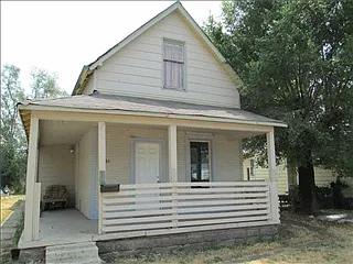 3305 W 10th St photo 1
