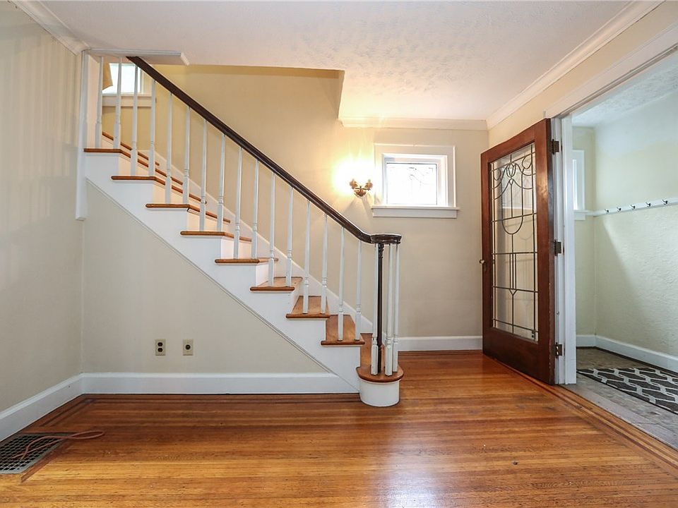 48 Castleman Rd, Rochester, NY 14620 Zillow