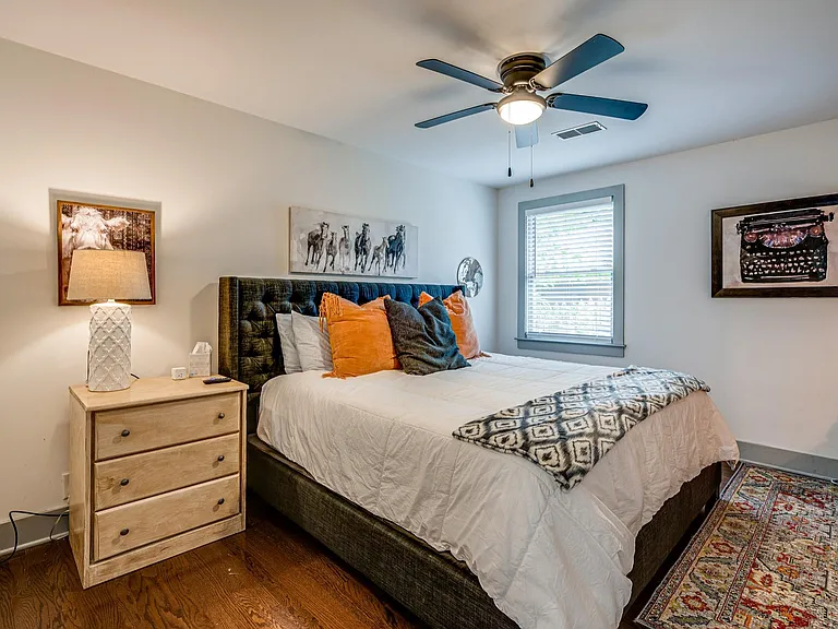 818 Fatherland St #5 — Photo 7