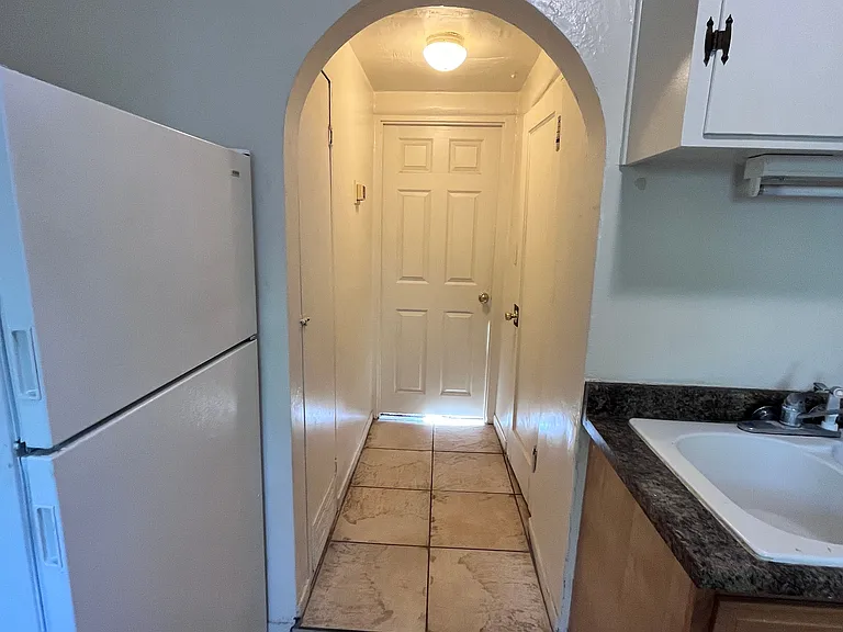 3706 E Fairmount St #EE — Photo 7