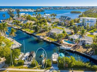 8303 Marina Dr #8, Bradenton Beach, FL 34217