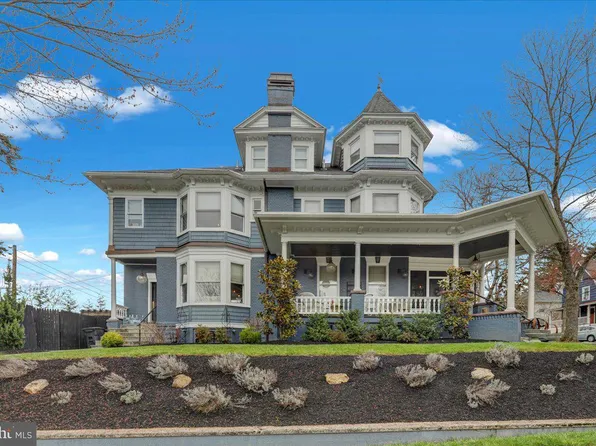 1245 Delaware Ave, Wyomissing, PA 19610